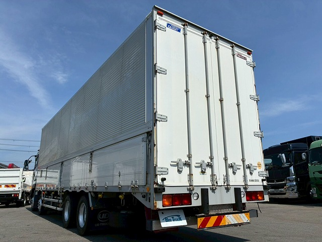 後輪エアサス 380馬力 エスコット セミオートマ AT 10t 25t|中古トラックの販売・買取・査定のアイナビ