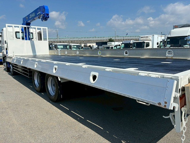 保証対象車両 車検付 4段クレーン 8×4 後輪エアサス リターダ|中古トラックの販売・買取・査定のアイナビ