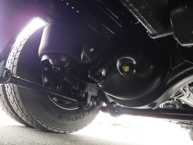 三菱 2PG-FU84GZ 粉粒体運搬車 3槽式 ジェットパック 10t超|中古トラックの販売・買取・査定のアイナビ