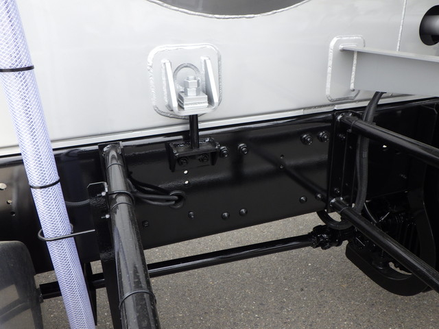 三菱 2PG-FU84GZ 粉粒体運搬車 3槽式 ジェットパック 10t超|中古トラックの販売・買取・査定のアイナビ