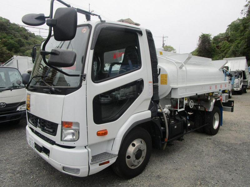 タンク車　3.95KL　消防書類有り|中古トラックの販売・買取・査定のアイナビ