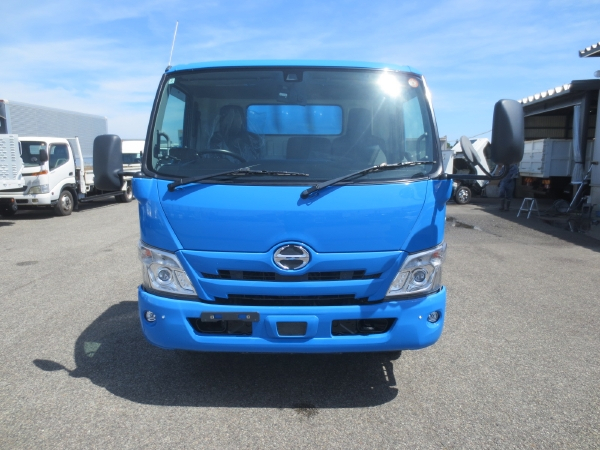 日野デュトロ巻込み式パッカー車|中古トラックの販売・買取・査定のアイナビ