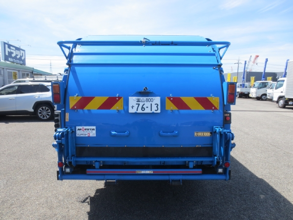 日野デュトロ巻込み式パッカー車|中古トラックの販売・買取・査定のアイナビ