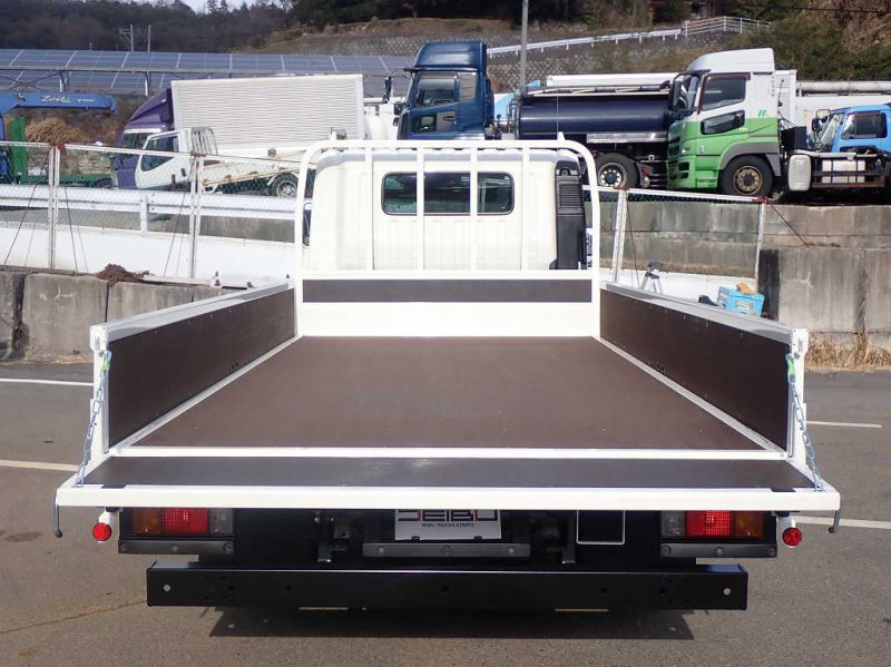 ワイド　ロング　木平　最大積載2950KG　日野自動車　6速　150PS|中古トラックの販売・買取・査定のアイナビ