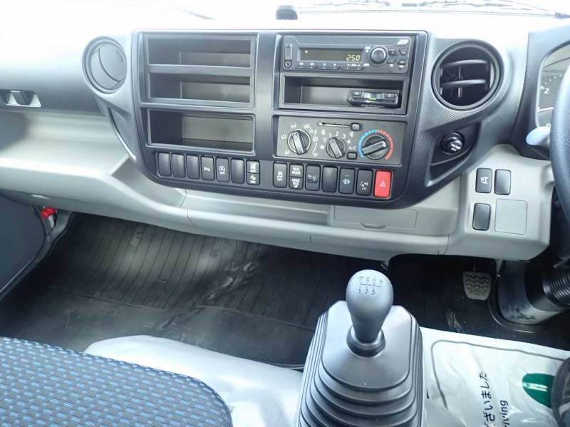 ワイド　ロング　木平　最大積載2950KG　日野自動車　6速　150PS|中古トラックの販売・買取・査定のアイナビ