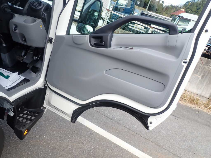 ワイド　ロング　木平　最大積載2950KG　日野自動車　6速　150PS|中古トラックの販売・買取・査定のアイナビ