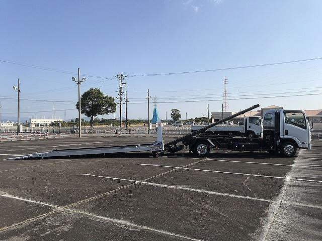 いすゞ 特殊車両|中古トラックの販売・買取・査定のアイナビ