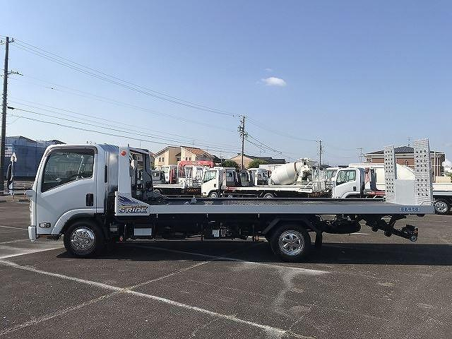 いすゞ 特殊車両|中古トラックの販売・買取・査定のアイナビ
