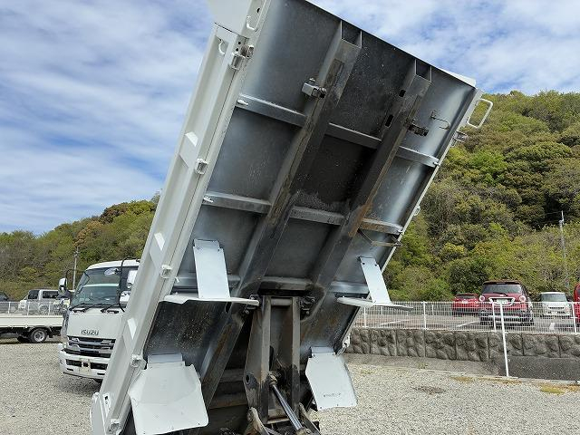 いすゞ ダンプ|中古トラックの販売・買取・査定のアイナビ
