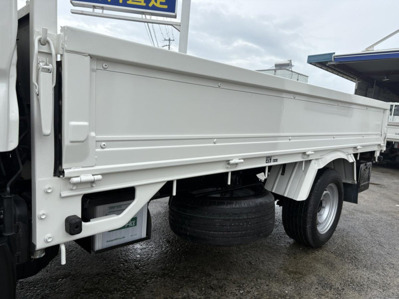 H18　トヨエース　1.5t　平ボディ　普通免許OK|中古トラックの販売・買取・査定のアイナビ