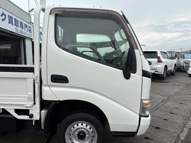 H18　トヨエース　1.5t　平ボディ　普通免許OK|中古トラックの販売・買取・査定のアイナビ