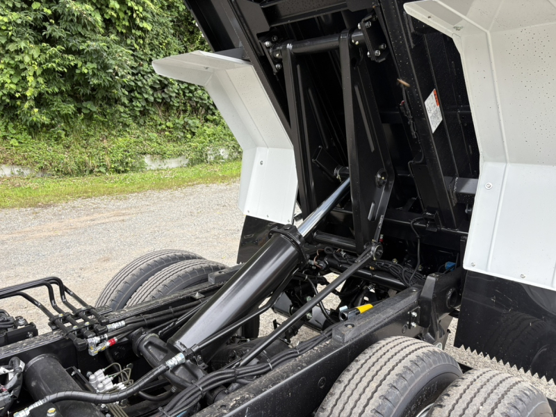 R8年式、キャンター、ローダーダンプ、未使用車|中古トラックの販売・買取・査定のアイナビ
