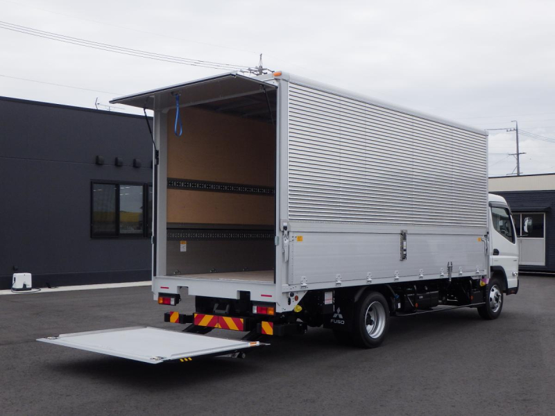 未登録車 全低床 ワイド超ロング コンビゲート デュオニック|中古トラックの販売・買取・査定のアイナビ