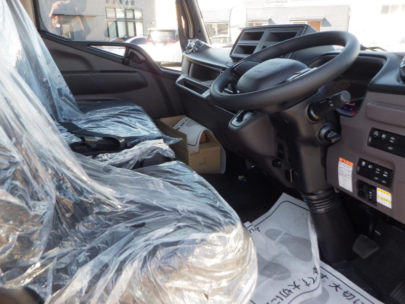 未使用車 ディオニックAT コンビゲート 車輌総重量7185kg|中古トラックの販売・買取・査定のアイナビ