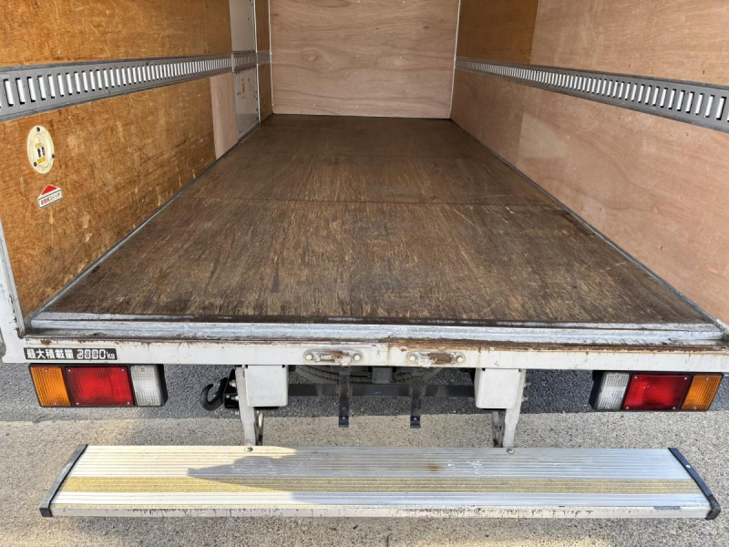 標準ロング　アルミバン　積載2000kg　総重量5t未満|中古トラックの販売・買取・査定のアイナビ