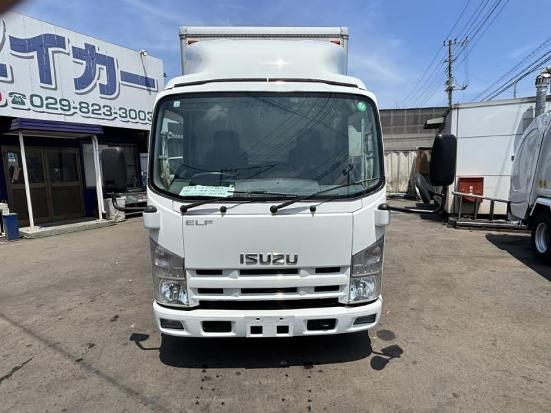 エルフ　標準ロングパネルバン　積載2000kg|中古トラックの販売・買取・査定のアイナビ
