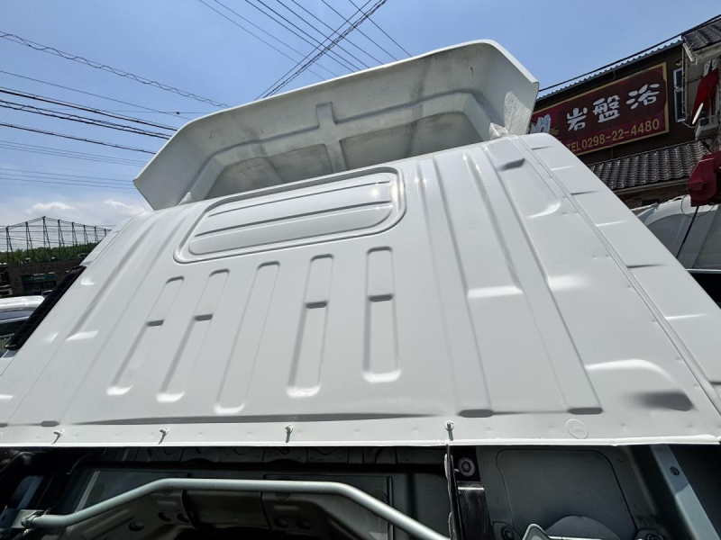 エルフ　標準ロングパネルバン　積載2000kg|中古トラックの販売・買取・査定のアイナビ