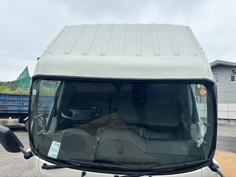 デュトロ　標準ロング平ボディー　積載2000kg　AT車|中古トラックの販売・買取・査定のアイナビ