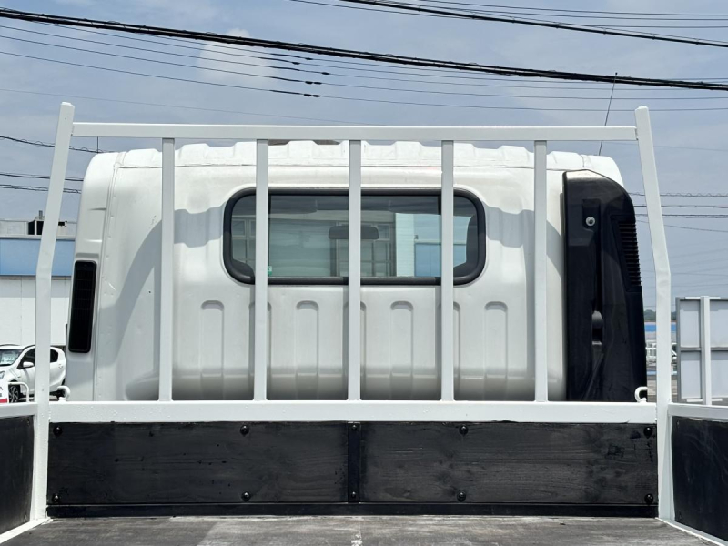 ワイド超ロング平ボディー　積載4600kg　AT車|中古トラックの販売・買取・査定のアイナビ