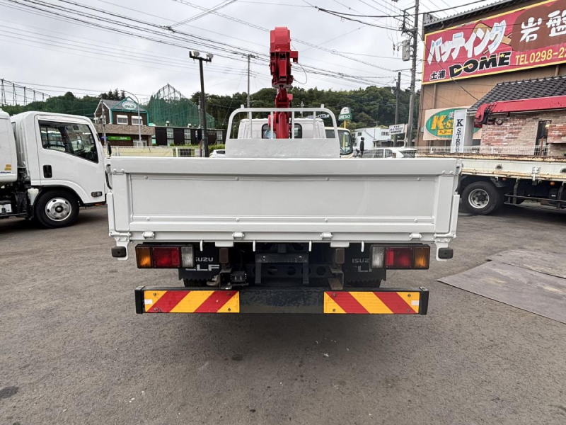 標準ロング平　3段クレーンラジコン付き　積載3600kg|中古トラックの販売・買取・査定のアイナビ