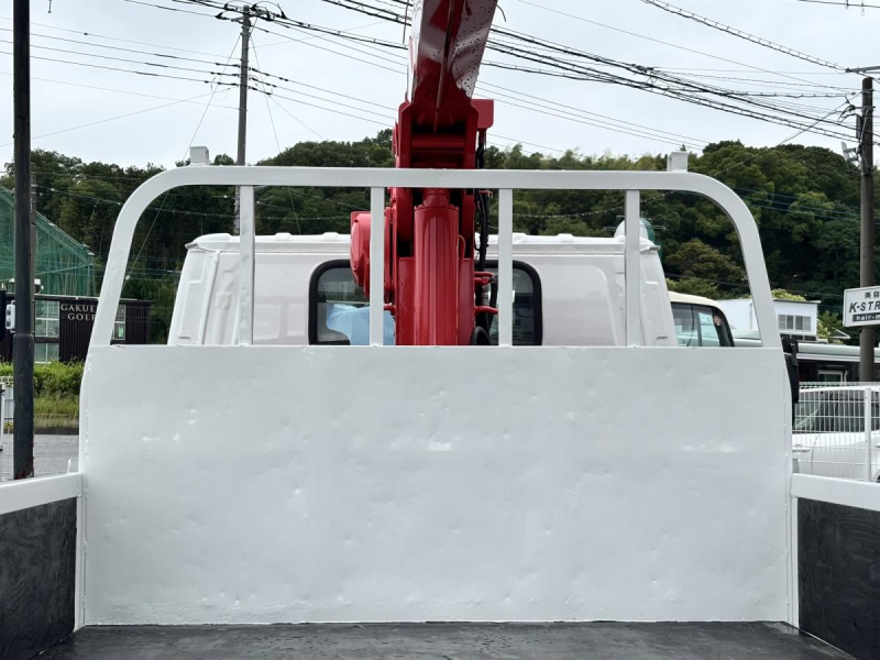 標準ロング平　3段クレーンラジコン付き　積載3600kg|中古トラックの販売・買取・査定のアイナビ