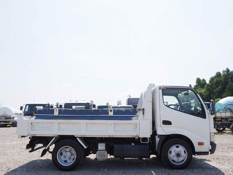 日野 デュトロ 4WD 極東製 ダンプ 積載2t|中古トラックの販売・買取・査定のアイナビ