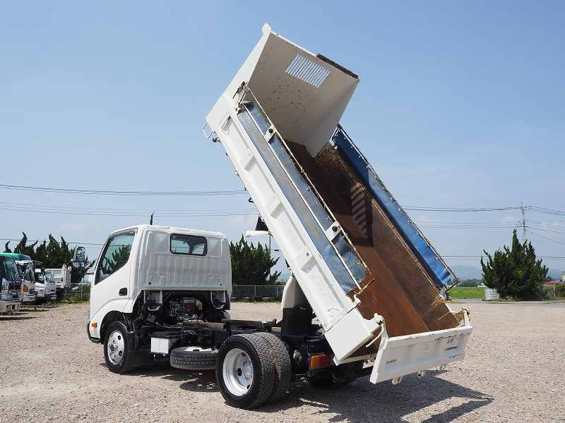 日野 デュトロ 4WD 極東製 ダンプ 積載2t|中古トラックの販売・買取・査定のアイナビ