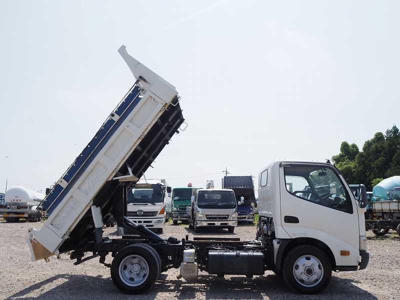 日野 デュトロ 4WD 極東製 ダンプ 積載2t|中古トラックの販売・買取・査定のアイナビ