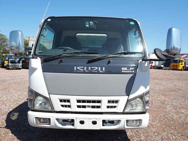 いすゞ エルフ 高圧洗浄車 62mホース付 ビルメンテに|中古トラックの販売・買取・査定のアイナビ