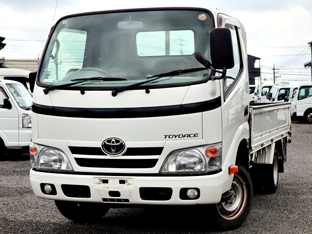 平ボディ　積載1.5t　ジャストロー　車両総重量3305KG|中古トラックの販売・買取・査定のアイナビ