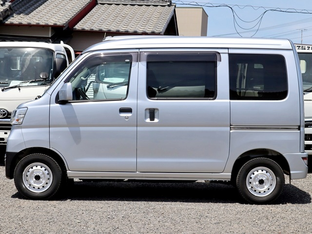 クルーズターボSAIII|中古トラックの販売・買取・査定のアイナビ