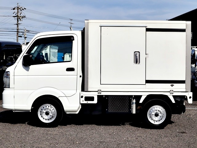 冷蔵冷凍　両側スライドドア|中古トラックの販売・買取・査定のアイナビ