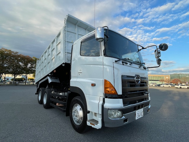 深ダンプ 550×230 ワンオーナー  Adblue無し 58万km  土砂禁|中古トラックの販売・買取・査定のアイナビ