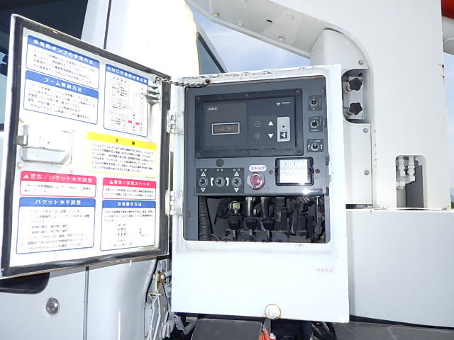 いすゞ平成15年式高所作業車|中古トラックの販売・買取・査定のアイナビ