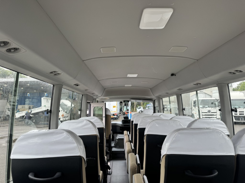 マイクロバス 29人乗り LX 自動ドア  モケリク|中古トラックの販売・買取・査定のアイナビ