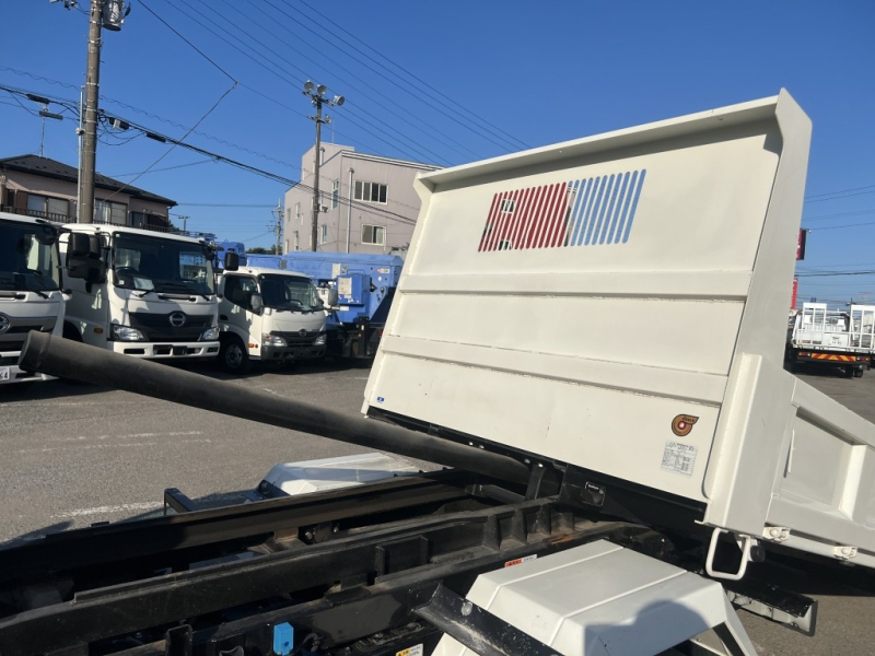 ローダーダンプ  新明和 SD2-33  3t4ナンバー  車検付|中古トラックの販売・買取・査定のアイナビ
