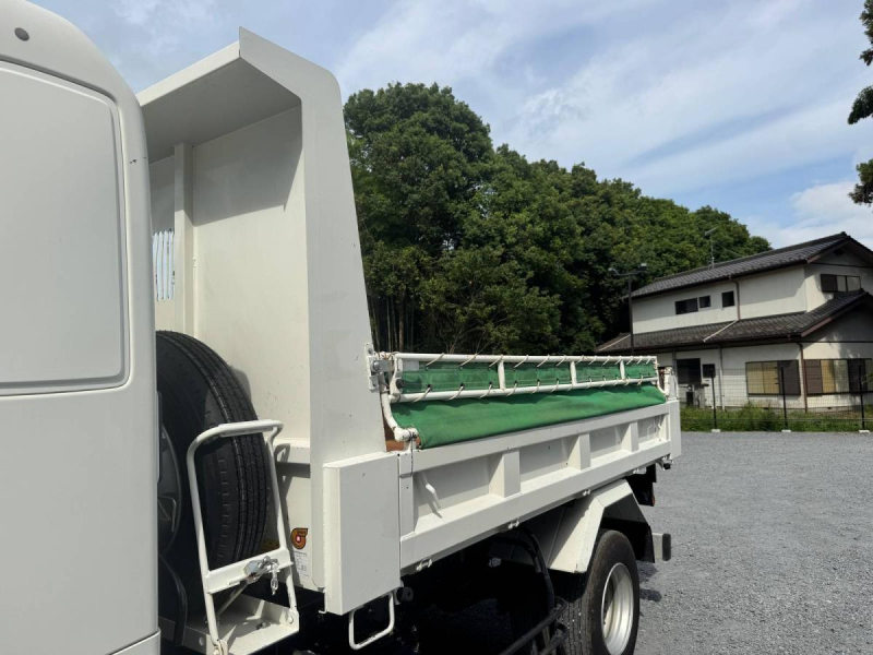 強化ダンプ　ベッド付　新明和　DR4-0003SY|中古トラックの販売・買取・査定のアイナビ