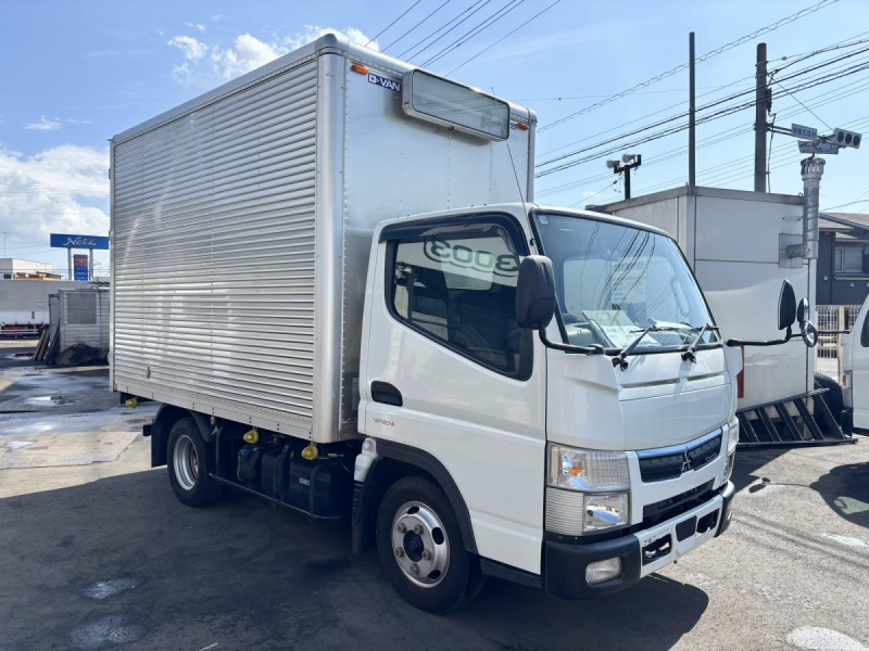 キャンター　10尺アルミバン　積載2000kg|中古トラックの販売・買取・査定のアイナビ