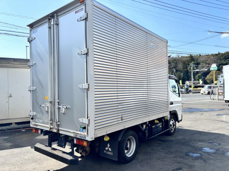 キャンター　10尺アルミバン　積載2000kg|中古トラックの販売・買取・査定のアイナビ