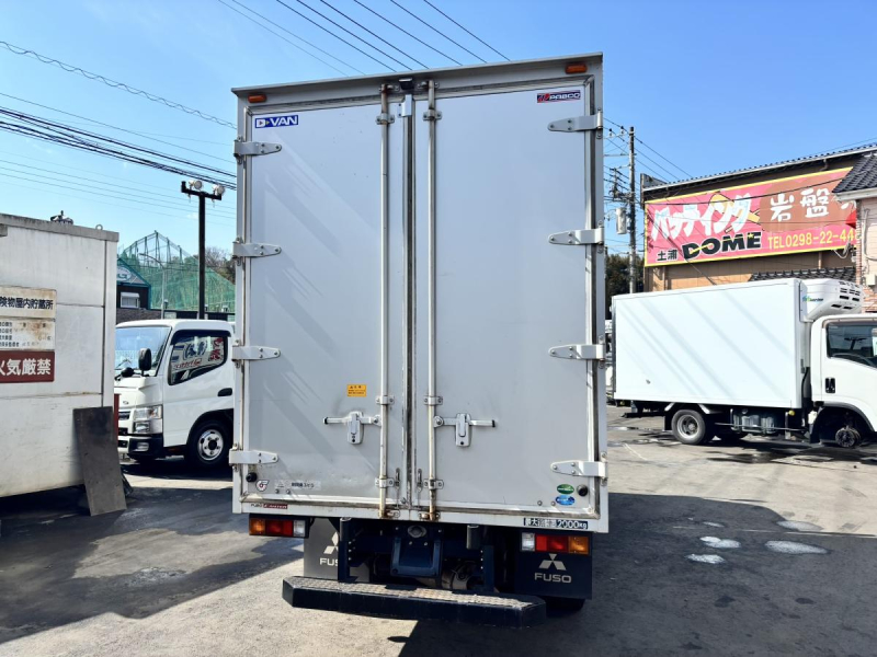 キャンター　10尺アルミバン　積載2000kg|中古トラックの販売・買取・査定のアイナビ