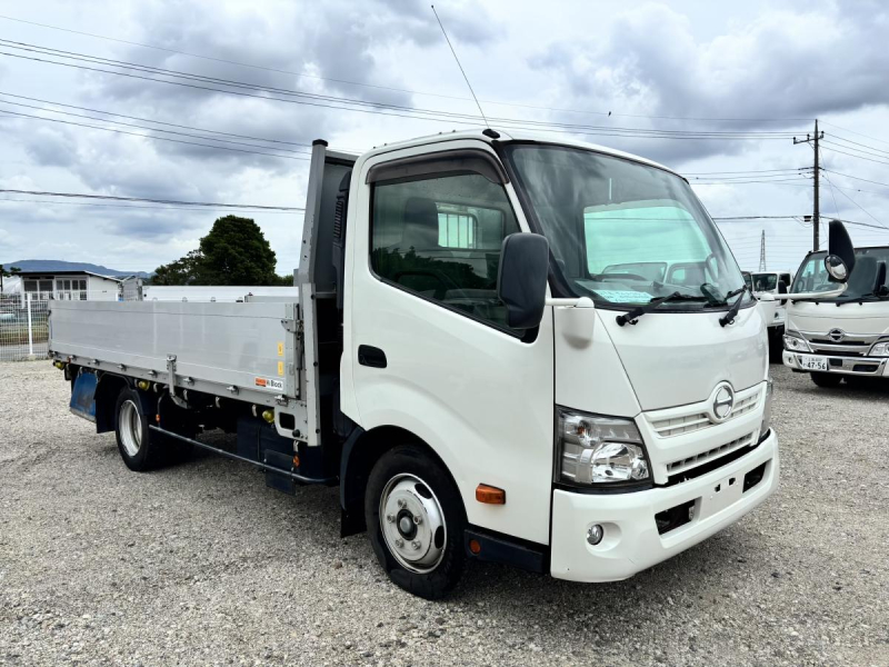 デュトロ　ワイドロング平ボディー　積載2000kg|中古トラックの販売・買取・査定のアイナビ