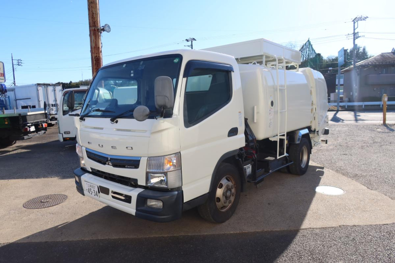 ワイド幅　巻き込みパッカー車　極東製6.2立米　積載3100kg|中古トラックの販売・買取・査定のアイナビ