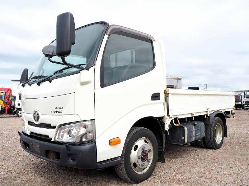 トヨタ ダイナ 標準10尺 平ボディ 積載2t 4WD|中古トラックの販売・買取・査定のアイナビ