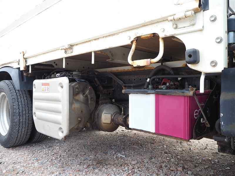 トヨタ ダイナ 標準10尺 平ボディ 積載2t 4WD|中古トラックの販売・買取・査定のアイナビ