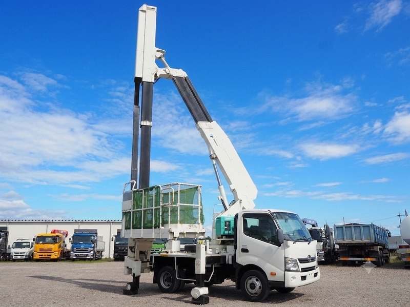 日野 デュトロ タダノ 橋梁点検車 ブリッジチェッカー|中古トラックの販売・買取・査定のアイナビ