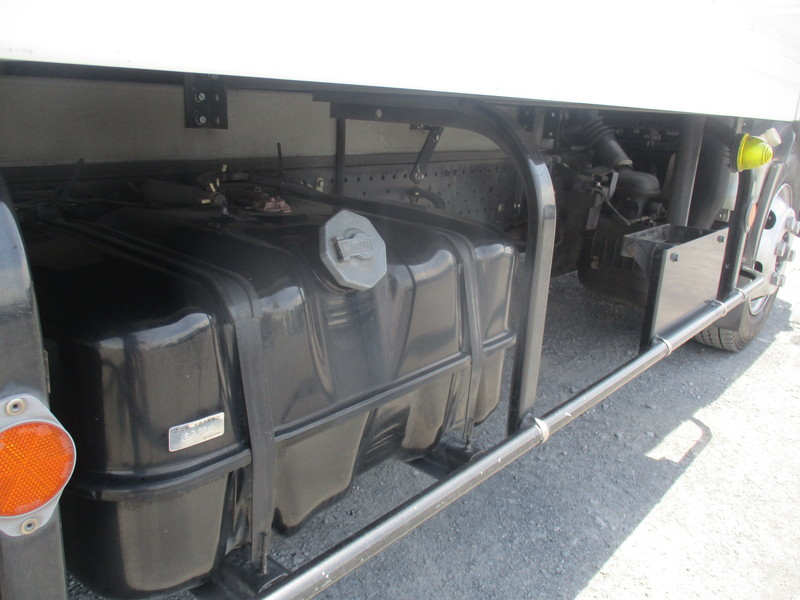 H30エルフ-30℃設定冷蔵冷凍車格納PGスタンバイ付抹消時積載3t|中古トラックの販売・買取・査定のアイナビ