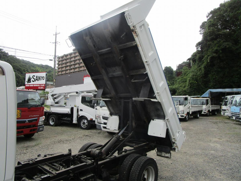 ダンプ・全低床・積載量2000Kg|中古トラックの販売・買取・査定のアイナビ