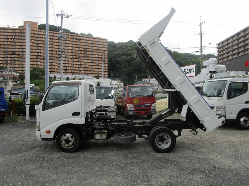 ダンプ・全低床・積載量2000Kg|中古トラックの販売・買取・査定のアイナビ