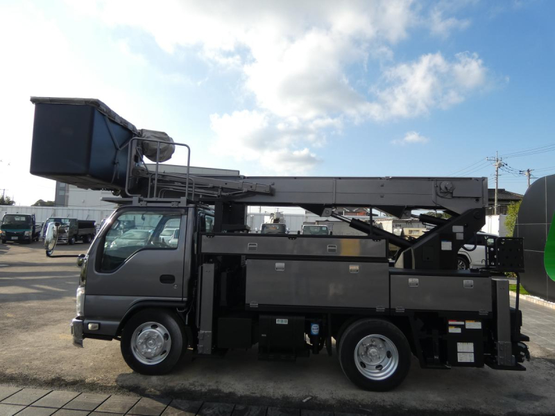 H 22 高所作業車　6速マニュアルABS|中古トラックの販売・買取・査定のアイナビ