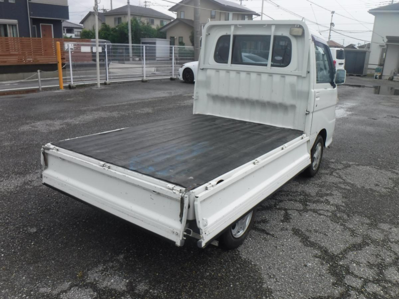 H.17(2005)年 ダイハツ ハイゼットトラック エクストラ4WD|中古トラックの販売・買取・査定のアイナビ